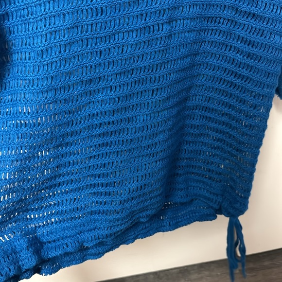 Free People royal blue crocheted sheer short sleeve sweater top ruffle S - Picture 5 of 7